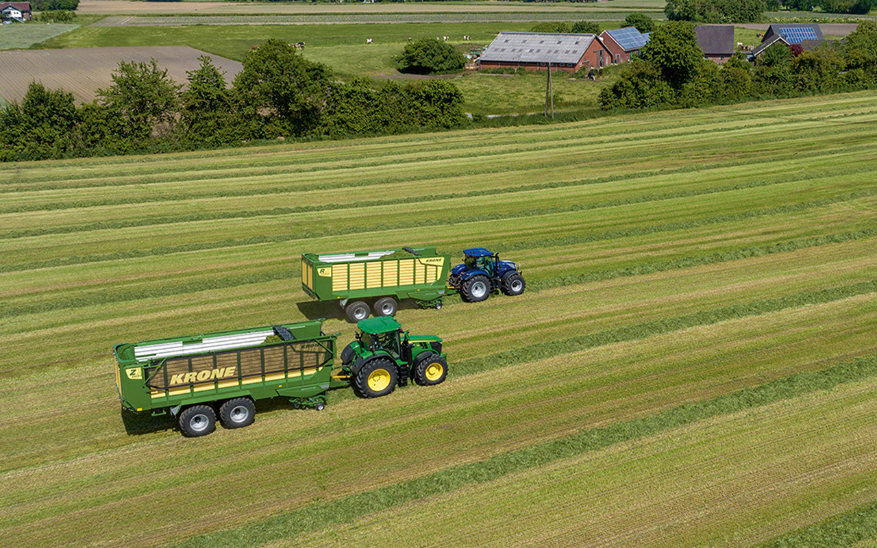 DTS-Lenksystem im Einsatz beim Krone ZX und RX